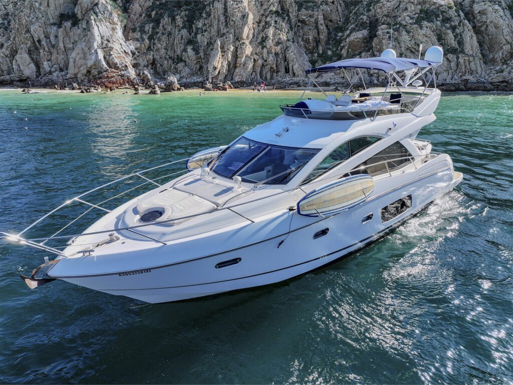 Sunseeker 60ft Flybridge Luxury Yacht exterior